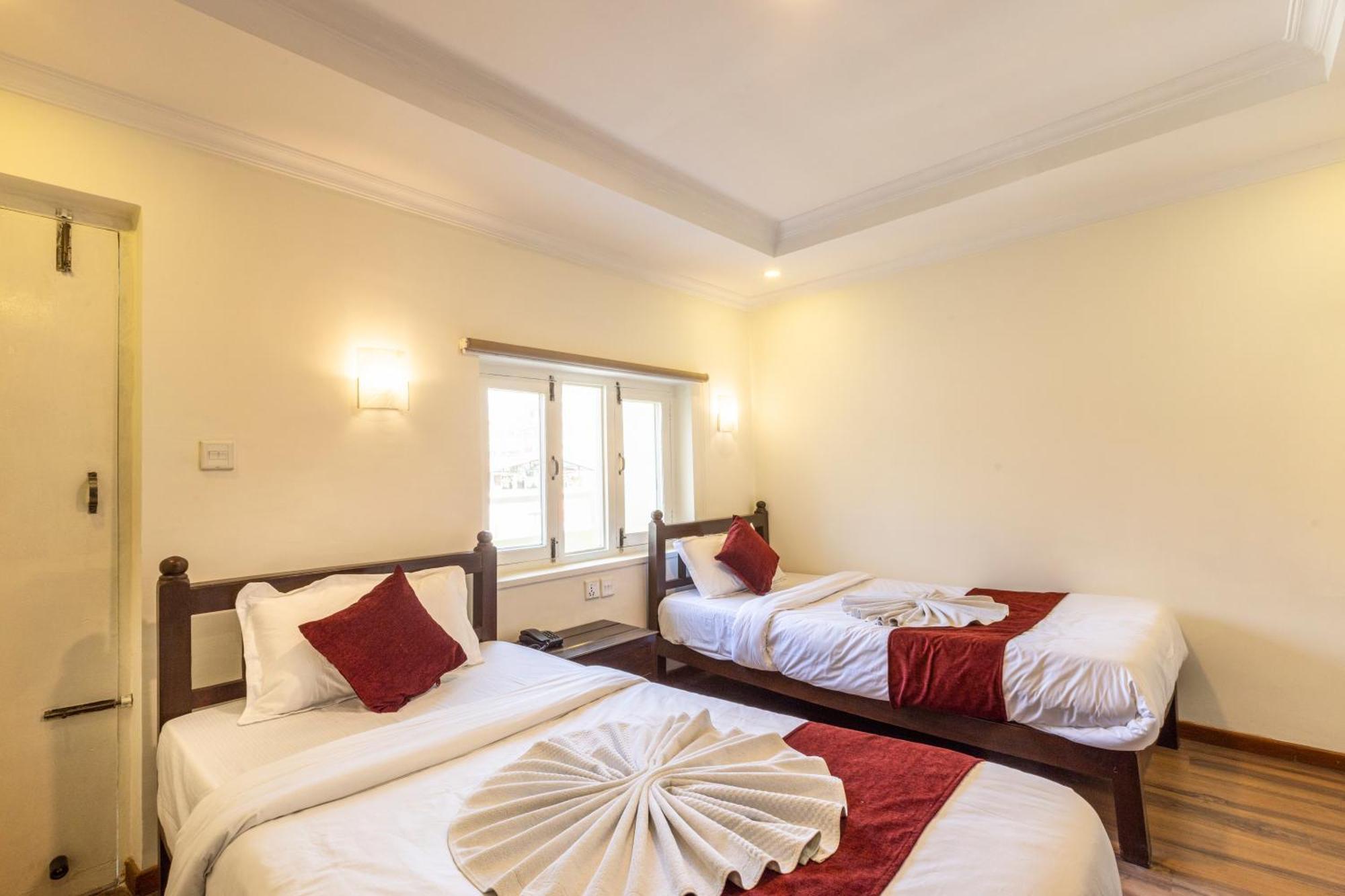 Highlander Inn Kathmandu Exterior foto