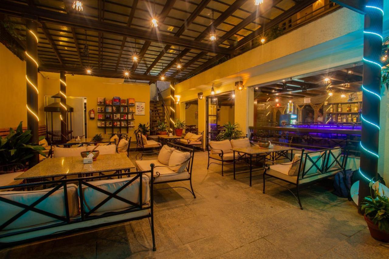 Highlander Inn Kathmandu Exterior foto